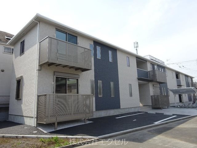 隣のお部屋と隣接なしです。