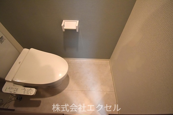 Dスクエア乞田 温水洗浄便座です。