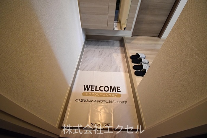 Dスクエア乞田 シューズボックス完備の玄関です。
