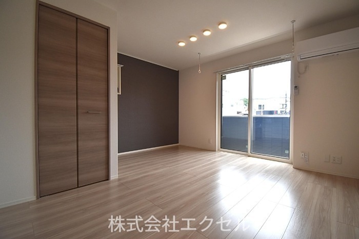 Dスクエア乞田 フローリングのお部屋です。