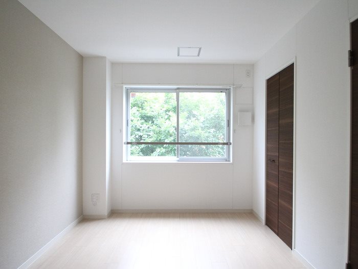 CraneFor 2階に洋室2部屋です。