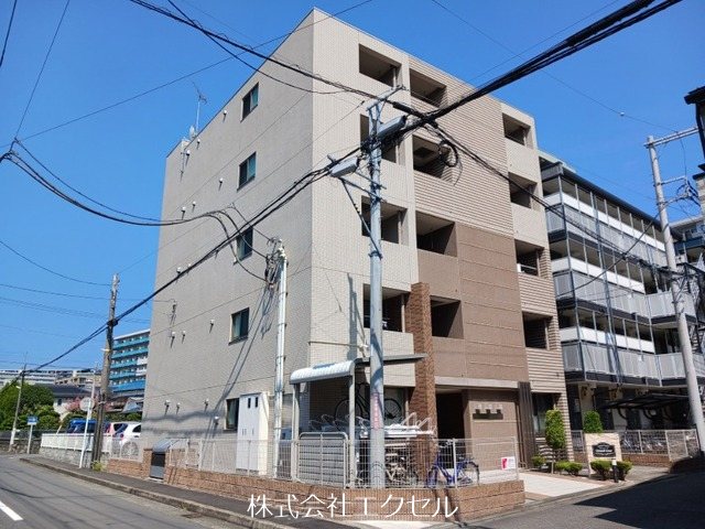 相模原駅徒歩圏内で生活に便利な場所です。