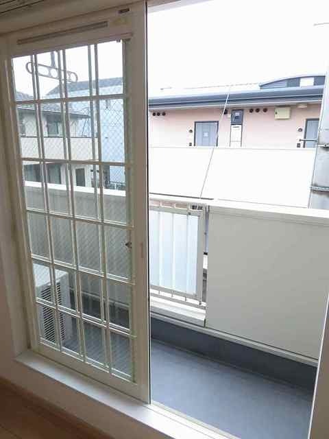 コンフォートヤマダヤ 東向きです。