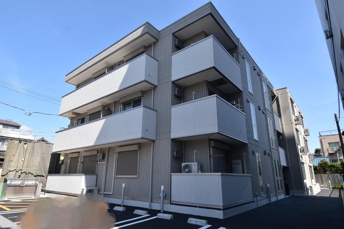 八王子駅徒歩圏内です。
