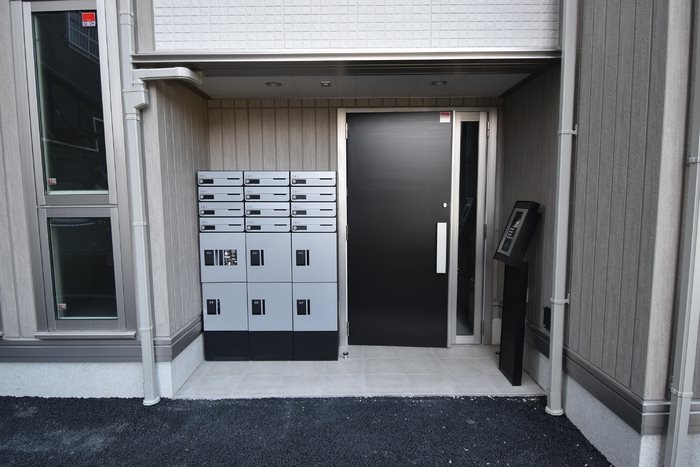 Dスクエア本町 オートロック付き。