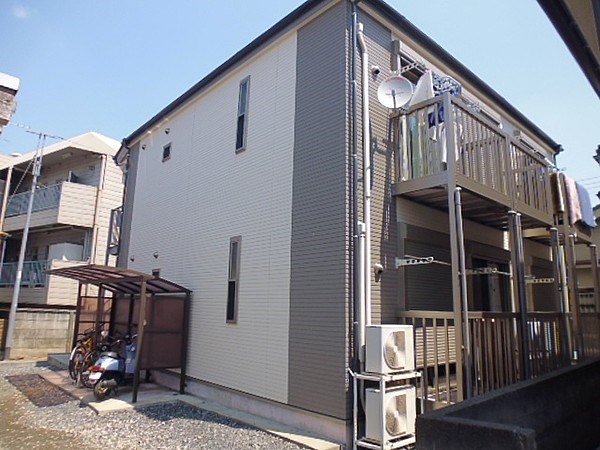 西八王子駅徒歩圏内で通勤通学便利です。