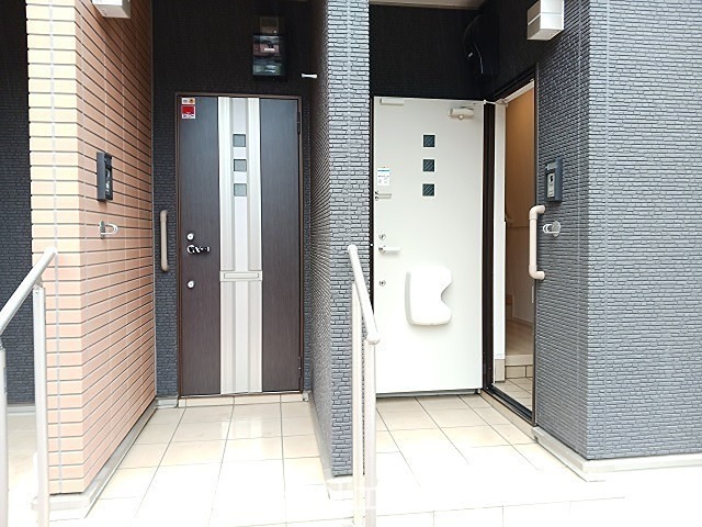 アルモニー TVインターホン完備。