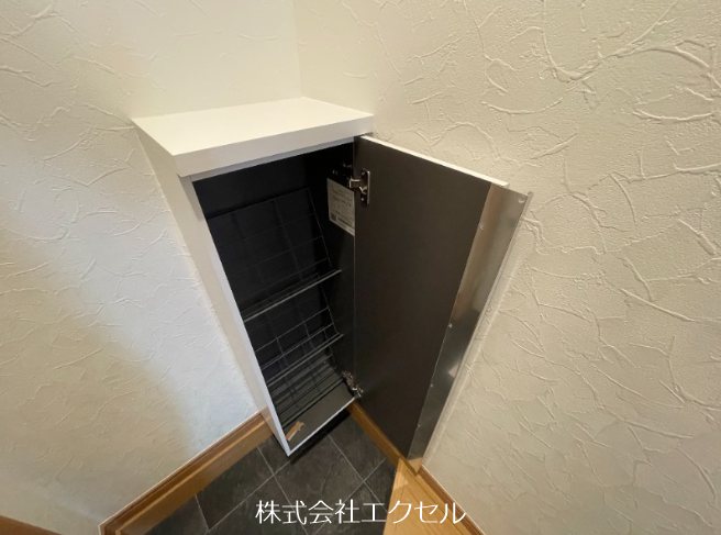 西国分寺エスプリ シューズボックス付きの玄関です。