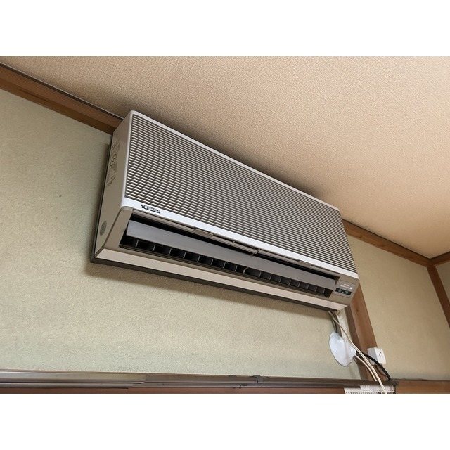 コーポ弥生 エアコン完備です。