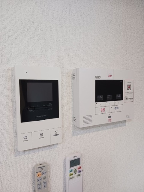クレメントガーデン5 来訪者の姿が確認できます。
