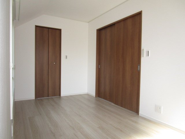 サンライズ町田 洋室