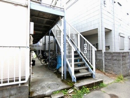 ファミーユ国分寺 エントランス