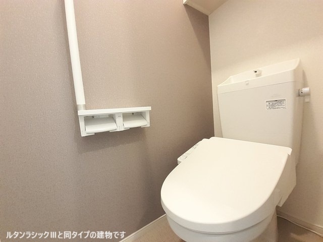アイビードットオザク トイレ