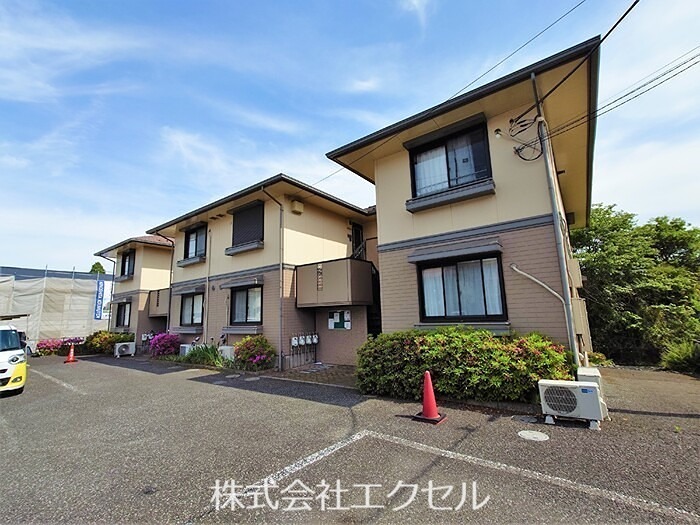 駅まで徒歩圏内です。