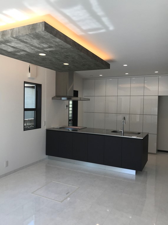 桜ヶ丘戸建 キッチン