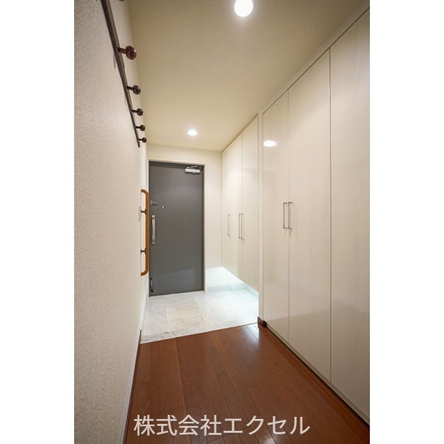 ルクール八王子みなみ野 シューズBOX付です。