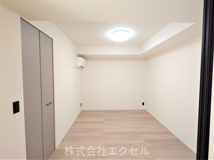 AuspiciousHouse  フローリングの室内です。