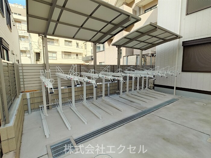 AuspiciousHouse  駐輪場です。