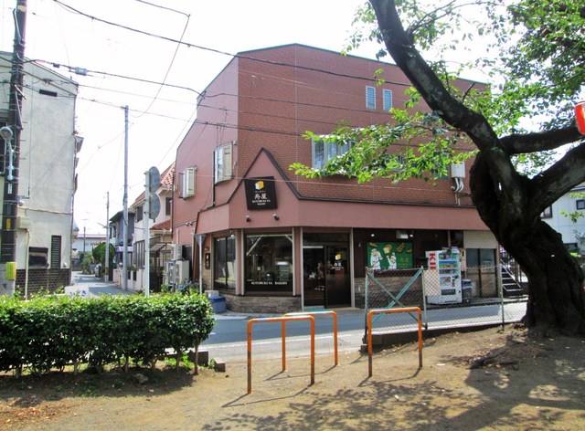 パシフィックコテージ パン屋さん寿や