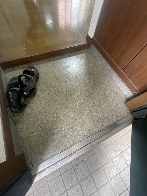 ハイツハル 玄関