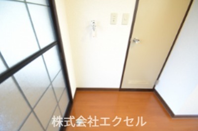 ロイハウス 洗濯機置き場になります。