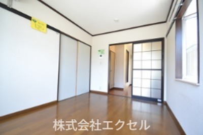 ロイハウス 洋室になります。