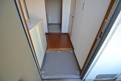 ドームハウス シューズボックス完備の綺麗な玄関♪