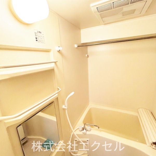 コンフォート武蔵野 綺麗な浴室です。