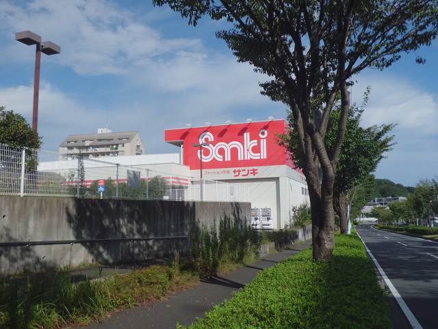 イリーデ サンキまで1000m