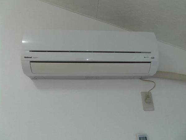 SAC西八王子  エアコンです。