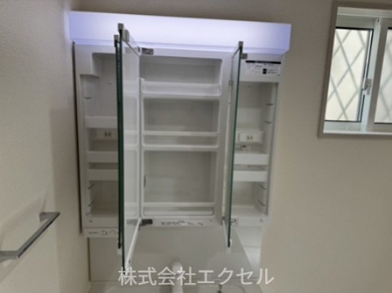 並木町3丁目戸建賃貸住宅 洗面台に収納が豊富にあります、嬉しいですね☆