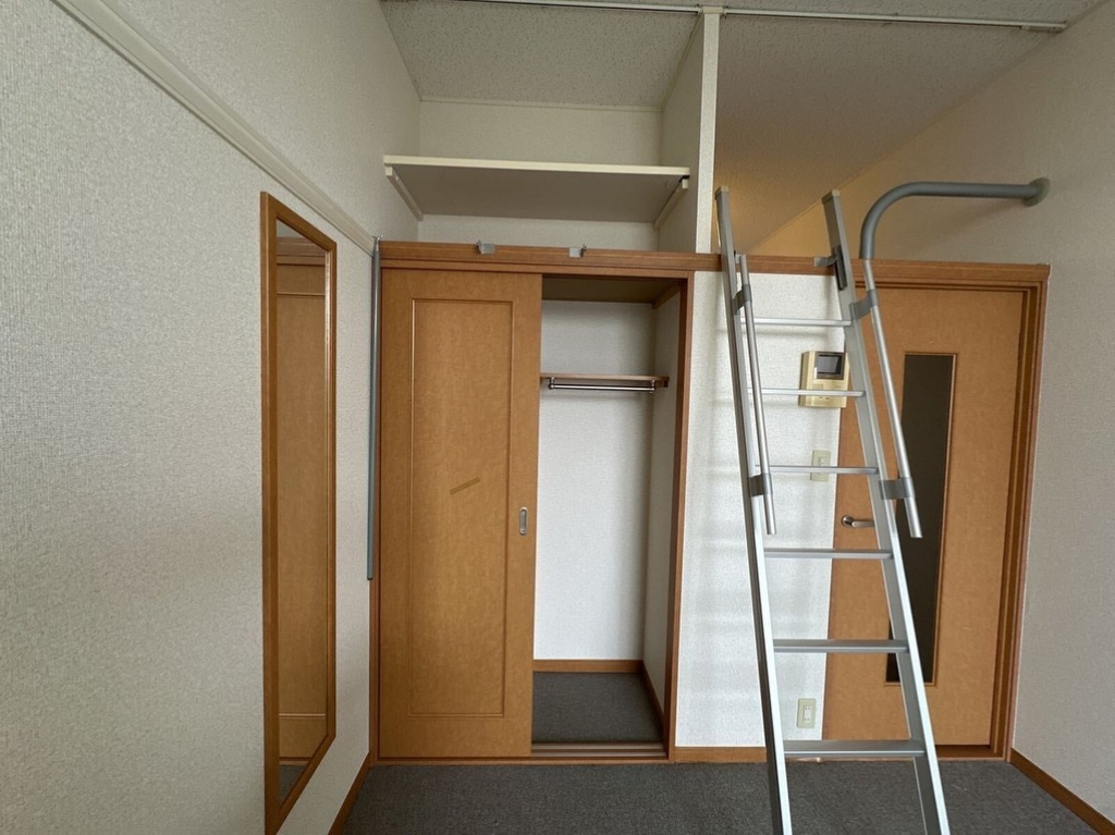 レオパレスグランパルク小柳 その他