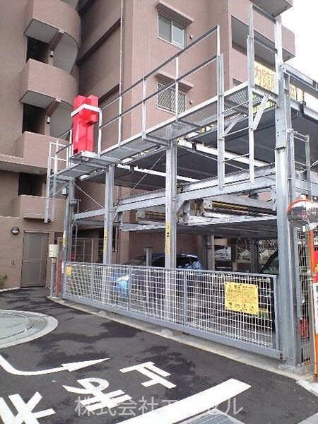 クリオ河辺 駐車場