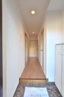メゾン玉川 玄関