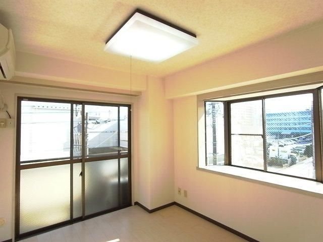 高倉ハイツ 同物件の別室写真です。