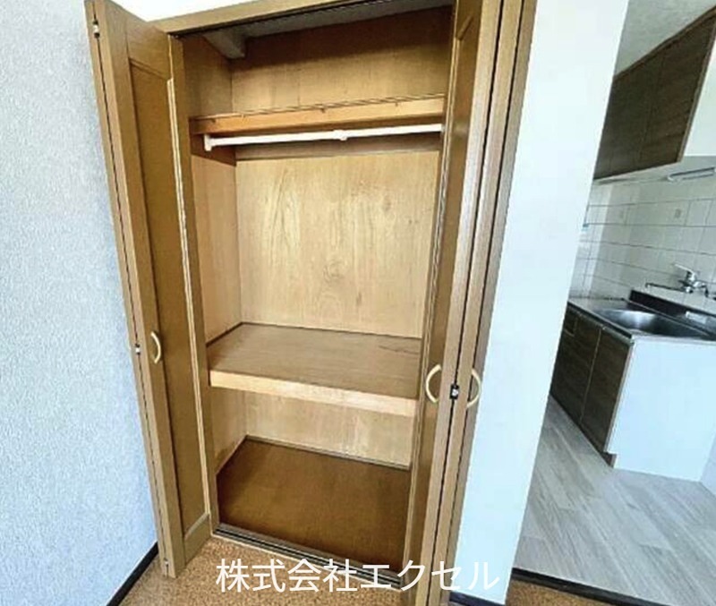 中野田口ビル 収納