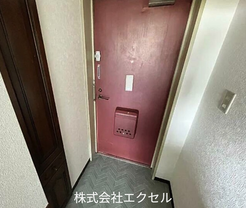 中野田口ビル 玄関