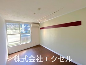 NKハイツ エアコン完備で一年中快適にお過ごしいただけます。