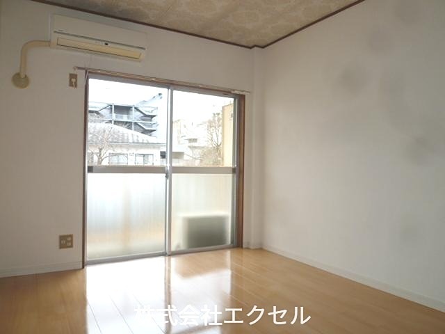 グリーンプラザ滝山 リビング