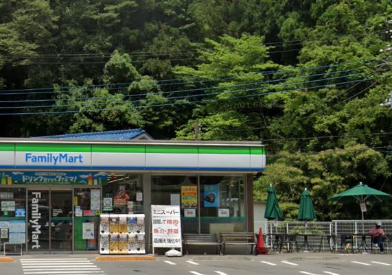 ハイツ江添 ﾌｧﾐﾘｰﾏｰﾄ 八王子高尾町店