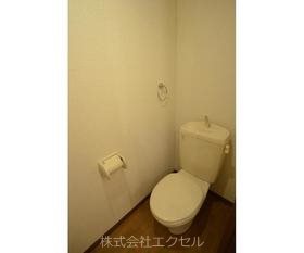 エステートピア黒沢2  清潔に保たれたトイレです。