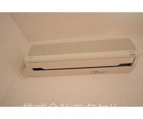 エステートピア黒沢2  エアコン完備です。