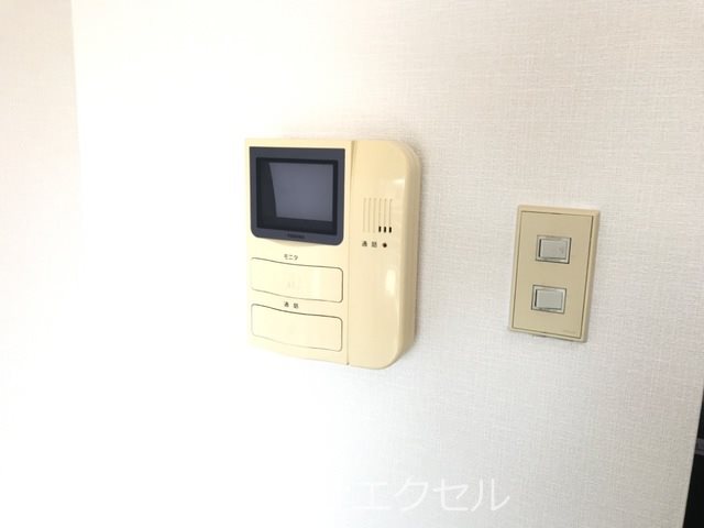 ヒルズ八王子  カメラ付インターホン完備で安心♪