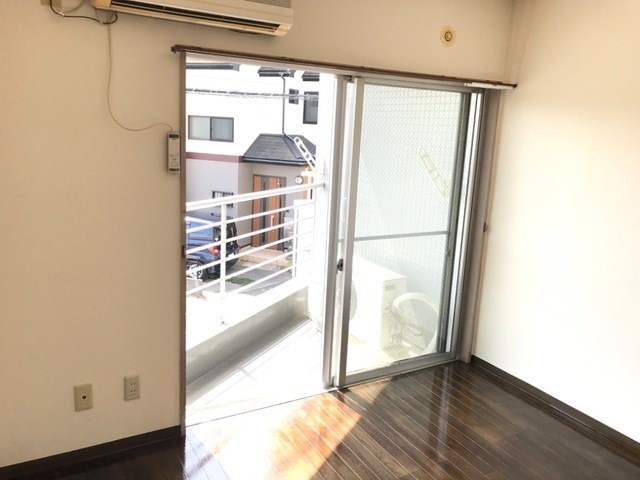 ヒルズ八王子  日当たりの良い6畳のお部屋♪