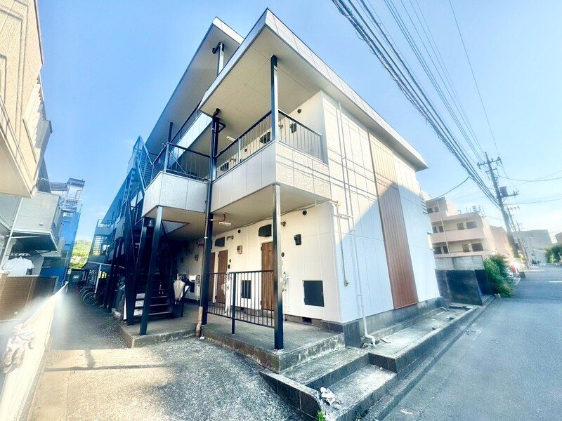 京王相模原線 京王永山駅 徒歩約10分です。