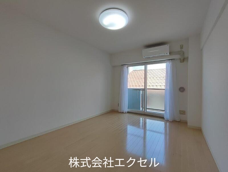 ＶＩＳＴＡシュプリーム エアコン付きです。