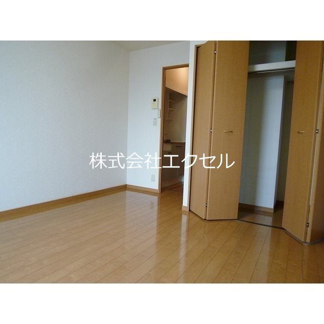アムールジョリコリーヌ 収納スペースあります。