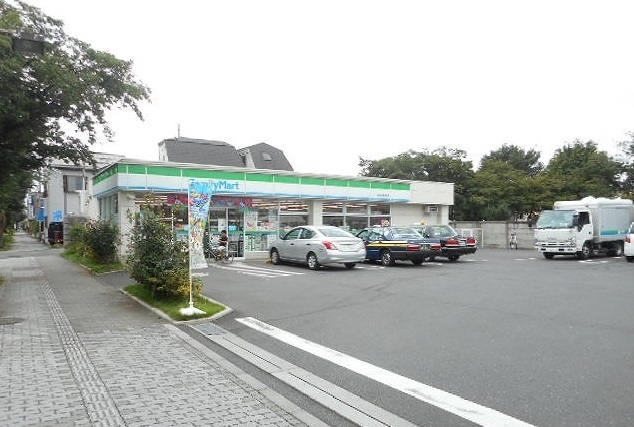 カーサ　アモローザ ファミリーマートまで150m