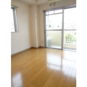 マンション如月 エアコン付で一年中快適にお住み頂けます。