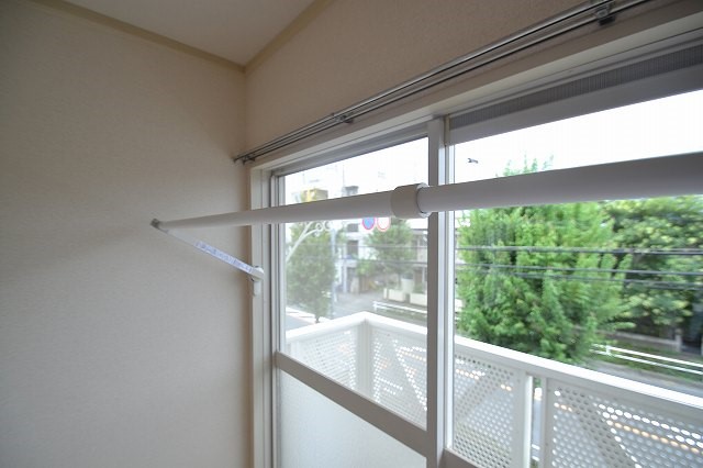 オークヴィレッジ 室内物干